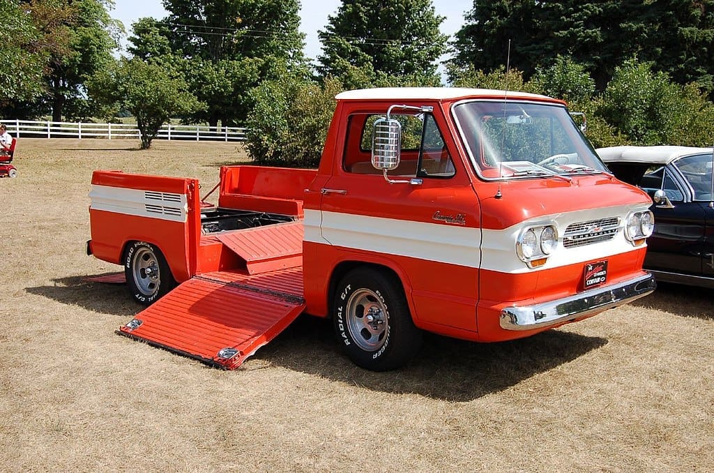 Chevrolet Corvair 95